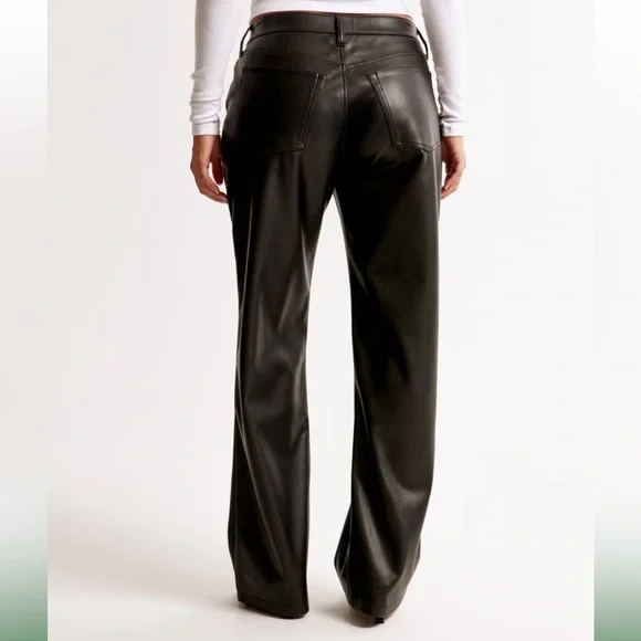 Abercrombie & Fitch Black Straight Leg Jeans - Picture 3 of 12